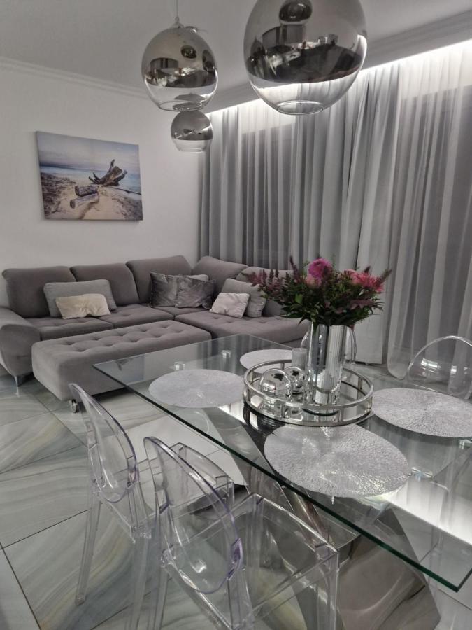 Maxim Apartment Поберово Екстериор снимка