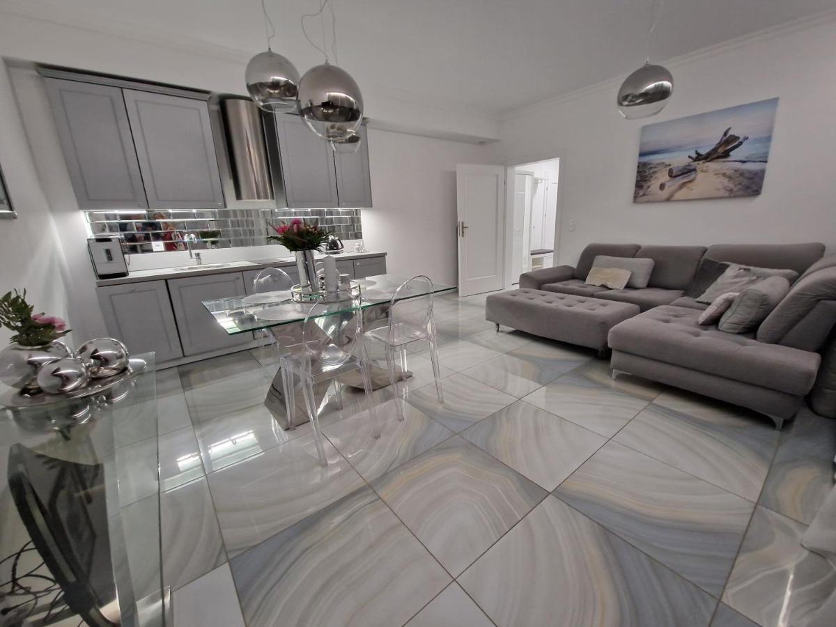 Maxim Apartment Поберово Екстериор снимка